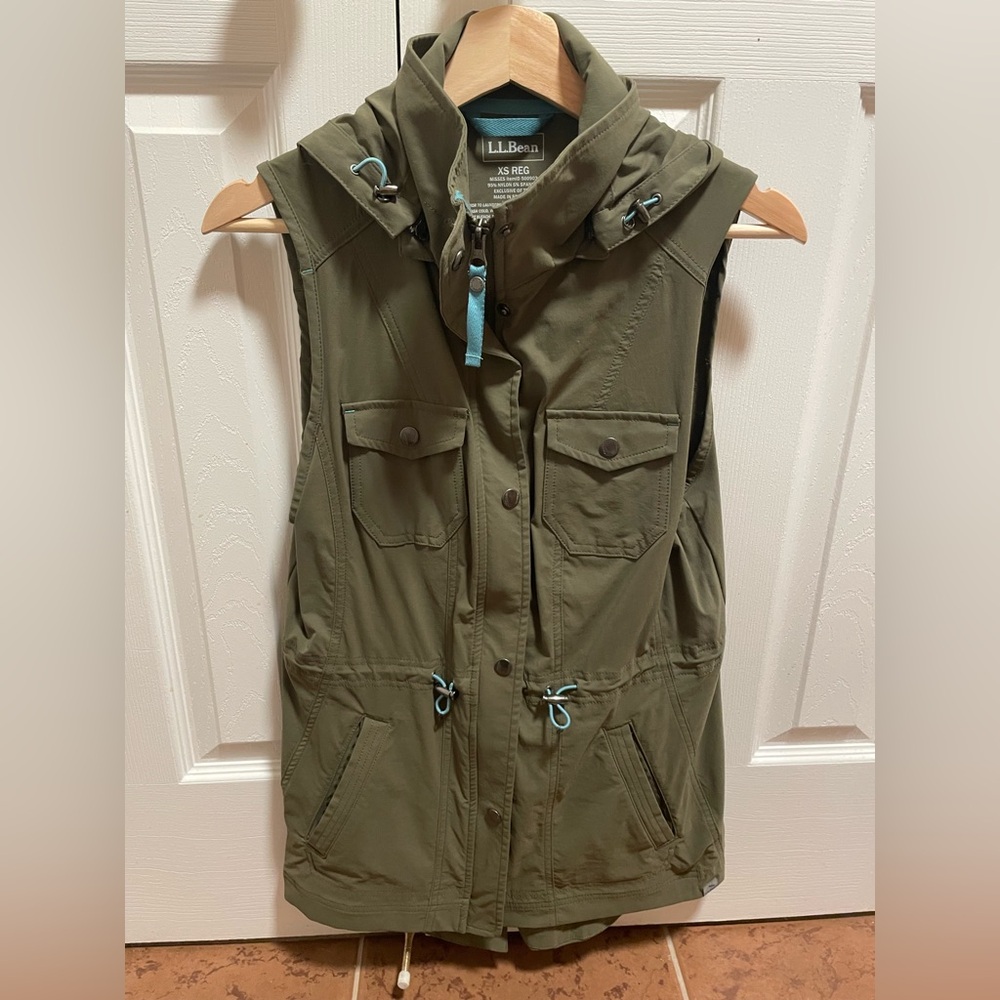 L.L. Bean Women's Green Hooded Vest